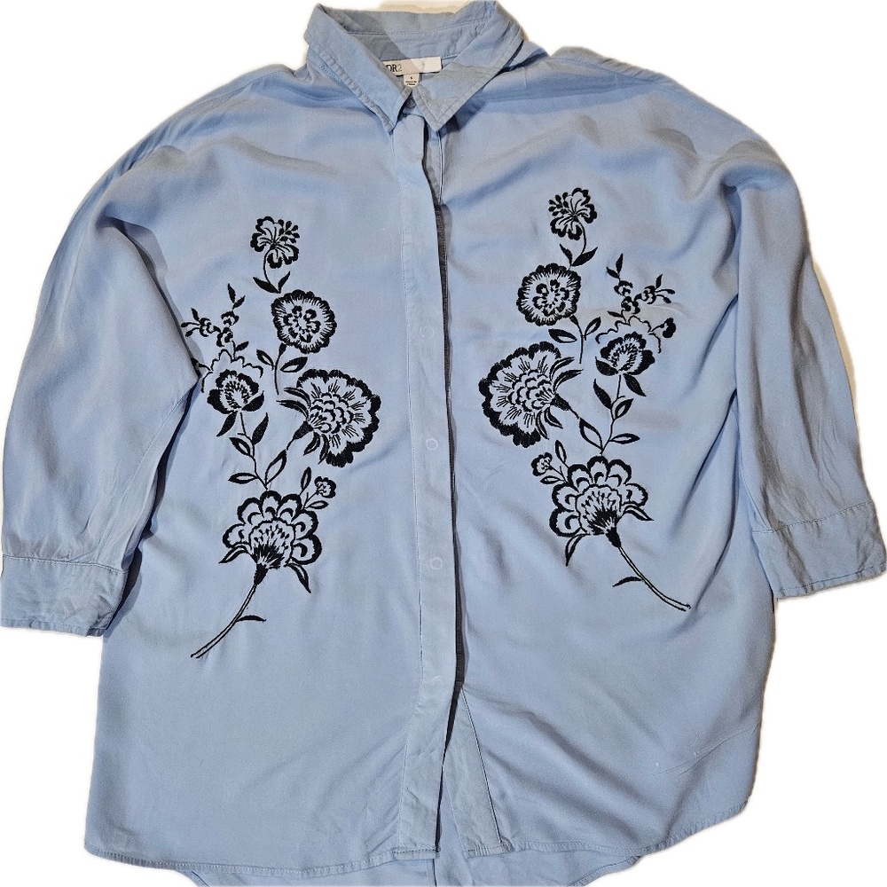 DR2 Shirt Womens Small‎ Blue Floral Embroidered Rayon Button Tunic Blouse Top